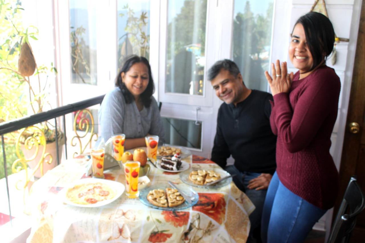 Mansarover Home Stay Калимпонг Екстериор снимка